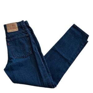 Vintage Levi’s 550 Relaxed Fit Tapered Blue Jeans – Made in USA (Women’s 9 M)